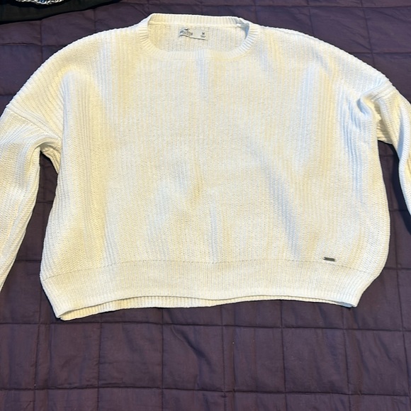 Hollister white sweater - Picture 2 of 3